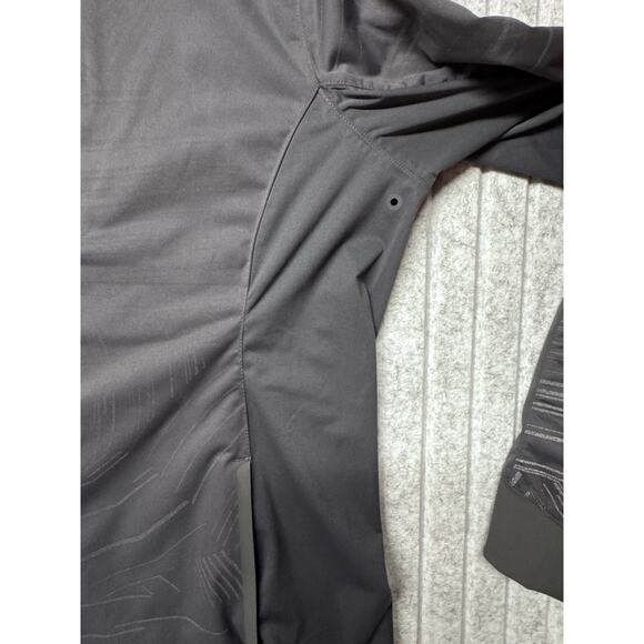 Brooks Women's Drift Shell Running Jacket XL. EUC - Picture 5 of 9